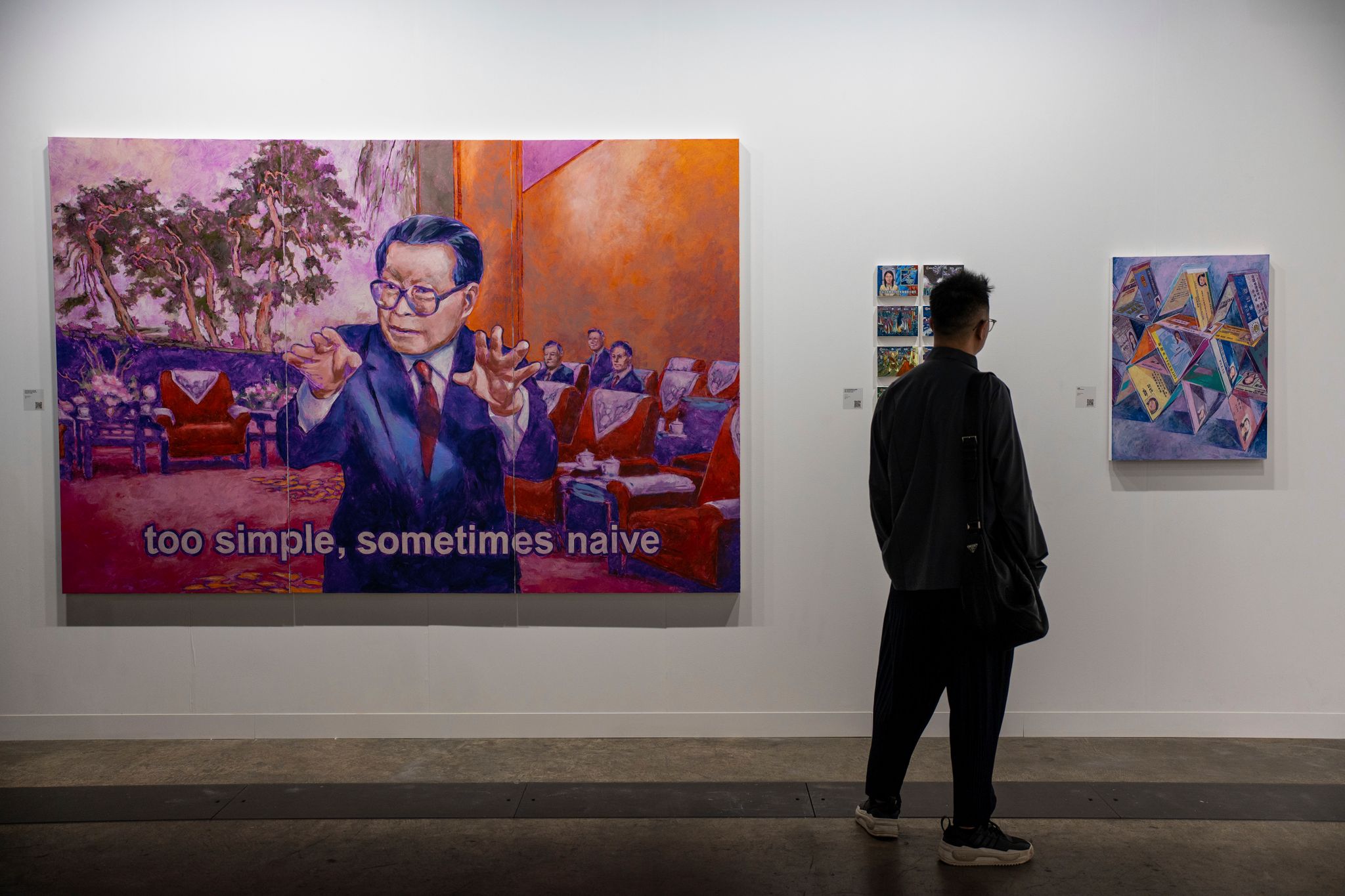 Hong Kong painter draws inspiration from city's recent history in