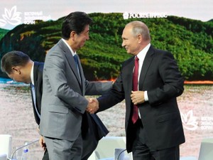 「思いつき」に振り回された日ロ首脳会談