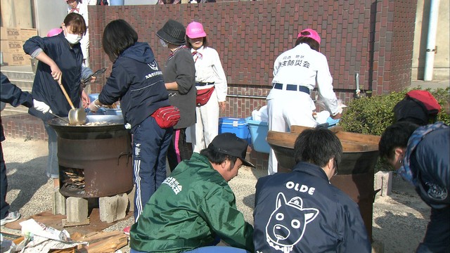東日本大震災から７年　中学校で避難所設置訓練　香川・丸亀市