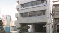 男性弁護士の事務所が入るビル