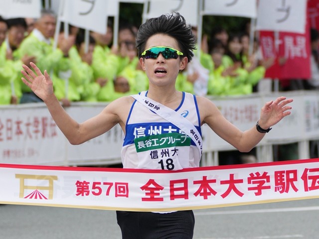 陸上・駅伝 - 【写真】全日本大学駅伝フォトギャラリー(完)全フィニッシュ場面と出迎える仲間たち | 4years. #学生スポーツ
