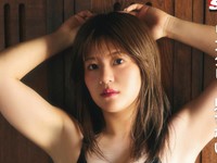 「sabra」第9号（小学館）の梅咲遥