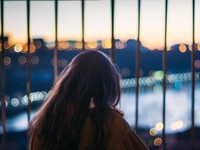 壊れるほど苦しかったあの日々を越えて、いま私は私を抱きしめる