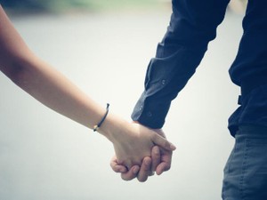 恋が始まらない人生があってもいい。アセクシャルの私が見つけた生き方