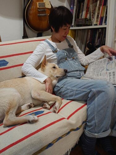 「はい、マザコン男子でーす」（鈴木先生提供）