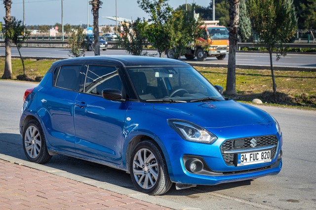 スズキ『スイフト』（Виталий Сова/stock.adobe.com）