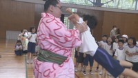 地元出身の力士・和気乃風らが小学生と交流　大相撲の初巡業を前に　岡山・和気町