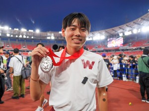 サッカー - 反骨心でJ鹿島内定､原点は父の背中 法大2年・上田綺世
