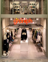 グラニフ」全国最大の路面店が大阪にオープン 天野喜孝コラボやアート