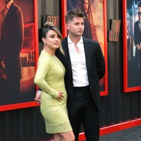 アリー・ブルック（左）