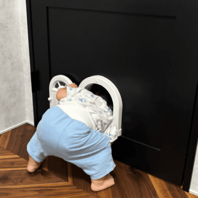 オムツのお尻がまるっと可愛い！画像提供：K①YEAR