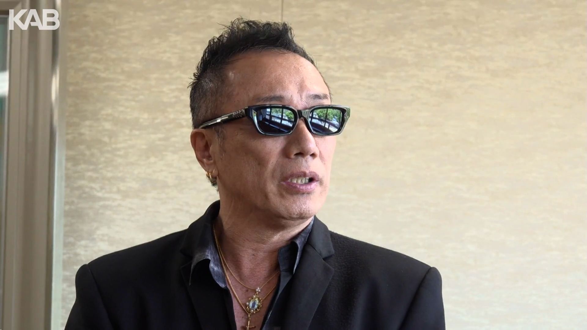 長渕剛さんが被災地支援に1000万円「歌い手としてできることを」全国