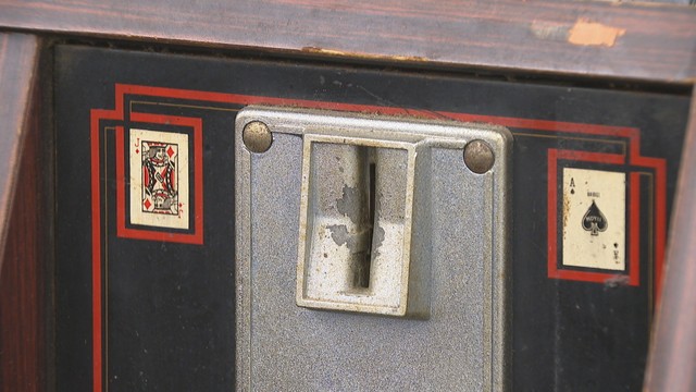 押収したゲーム機　高松北警察署