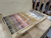 日本中の土を集めた標本が話題に（黒幕横丁さん提供）