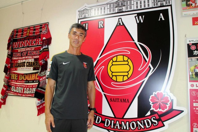 　浦和のハートフルクラブでコーチを務める盛田剛平氏＝さいたま市内のレッズランド