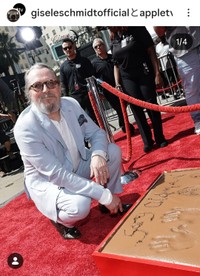 Gary Oldman & Gisele Schmidt (@giseleschmidtofficial)のインスタグラムより