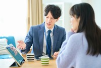 保険の内容を定期的に確認しましょう　※画像はイメージです（Drazen/stock.adobe.com）