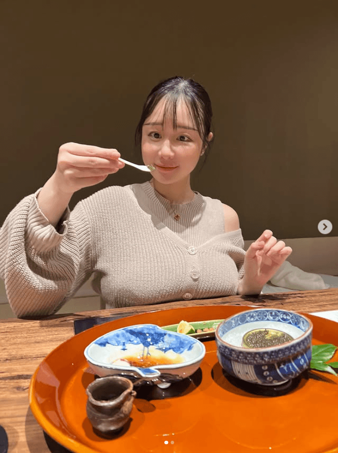 茜さやのインスタグラム（＠saya.akane）より