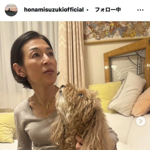 鈴木保奈美のインスタグラム＠honamisuzukiofficialより