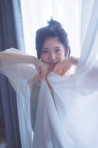 村山彩希ファースト写真集「普通が好き」（宝島社）の先行カット