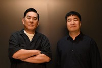 映画『NEW GROUP』下津優太監督＆ピエール瀧（撮影：磯部正和）