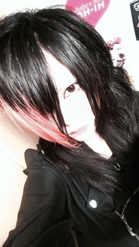 90年代ヴィジュアル系バンドに憧れるバンギャの狂邪さん（狂邪さん提供）