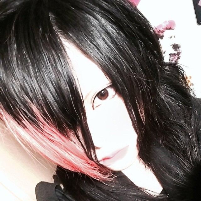 90年代ヴィジュアル系バンドに憧れるバンギャの狂邪さん（狂邪さん提供）