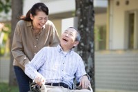 人を支える仕事を元気に続けるために※画像はイメージです（UTS/stock.adobe.com/）