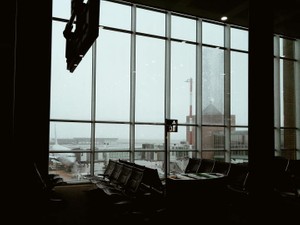 語学研修で向かった初海外。空港で遭遇しかけたテレビのワンシーン