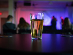 飲みサークルで飲んで、吐いて、ヤラれて、捨てられる。その恐ろしさに気づいて