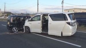 乗用車と軽乗用車が出合い頭に衝突　軽乗用車の男性（６１）が死亡　仙台・宮城野区