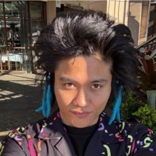 ジョンソン・ウェンのインスタグラムより