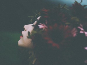 忘れられない「ブス」と罵られた日々。いつか先輩に笑顔で挨拶したい