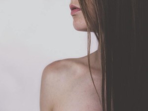 勝手な男性の視線にモノ申す「どんなからだでも受け止めて、愛して」