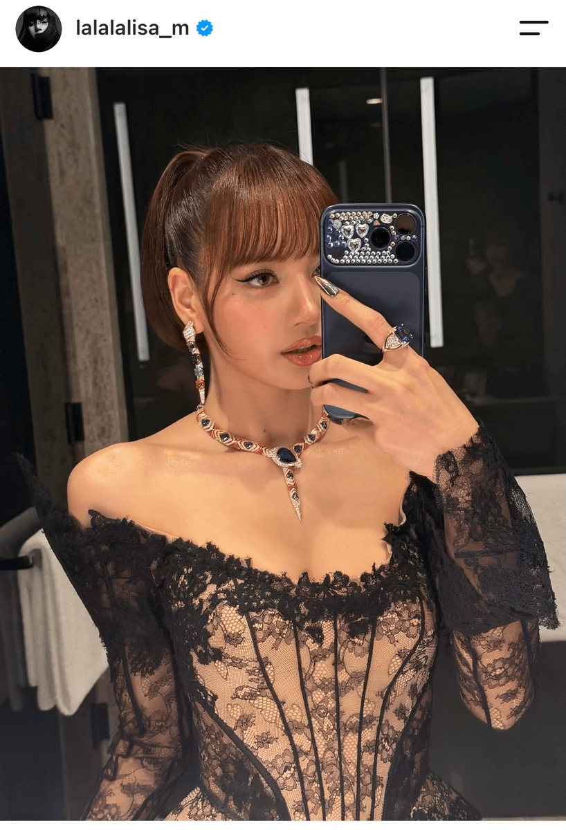 LISA (@lalalalisa_m)さんのインスタグラムより