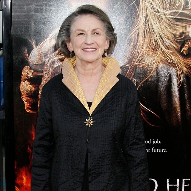 ローナ・レイヴァーさん