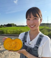 テレビ山口アナウンサー亀井晴加さんの公式インスタグラムから