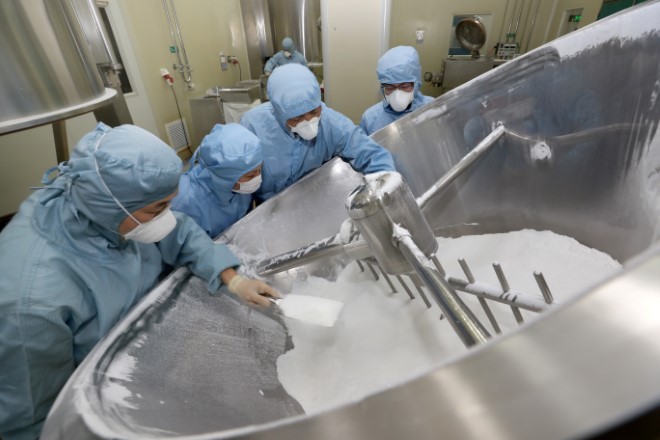 China races to make COVID drugs as Xi fears rural outbreaks | The Asahi ...