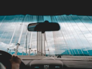 「曖昧な関係じゃだめ？」と答えたのに夢中に。バイトはクビになった