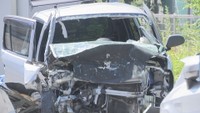 三豊市で乗用車と軽自動車が正面衝突　男性が死亡　香川