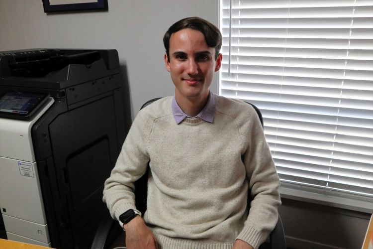 若者の政治参加を支援するNPO「SEAT」を創設したキャメロン・サミュエルズさん=2025年9月、米国・オースティン、秋山訓子撮影