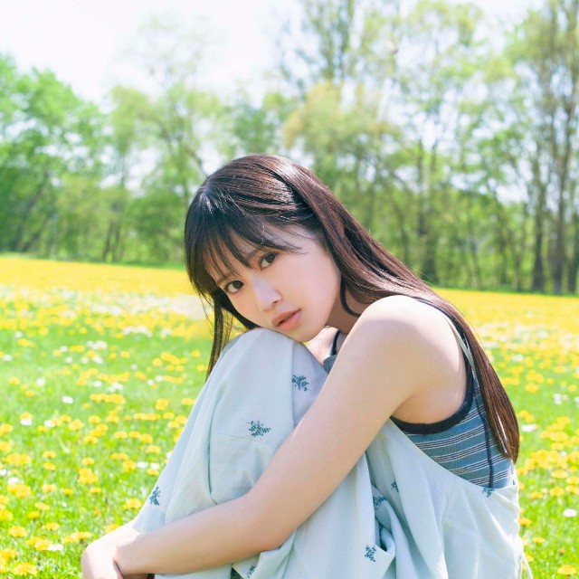 STU48・中村舞 2nd写真集(宝島社)より