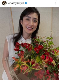 えなみ眞理子(@enamysstyle)さんのインスタグラムに登場した天海祐希さん