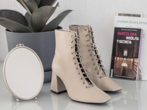 「デカい女」。平均174.5cmの高身長女子会が私の世界を変えた