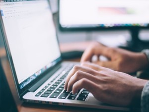 〈後編〉エッセイ投稿サポート「かがみもくもく会」木曜20時に開講します！