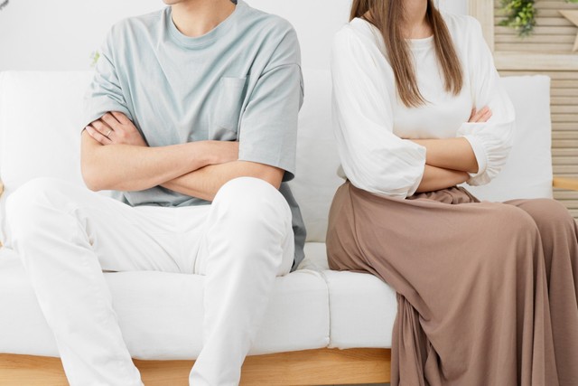 離婚に踏み切れない理由は？　※画像はイメージです（aijiro/stock.adobe.com）