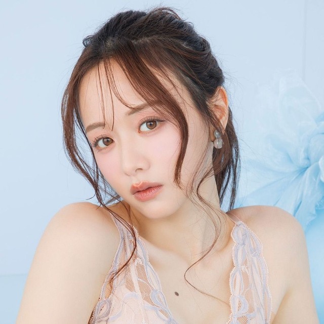 森香澄着用♡CELFORD パイピングショートジャケット LPNK 38 森香澄アナ 人気ランジェリーブランドの新ミューズ就任！ まぶしすぎる