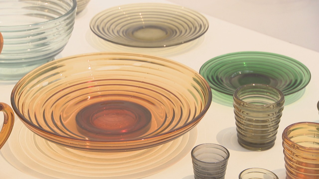 アマチュア陶芸家 陶芸県展入賞作品 ホワイト 曲線デザイン 花器