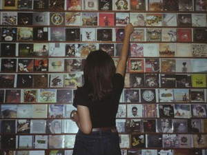 未来に焦り疲れ切った帰り道、彼らの歌が「大丈夫」と心を抱きしめた