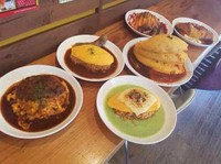 4位おむや　いろいろなオムライス